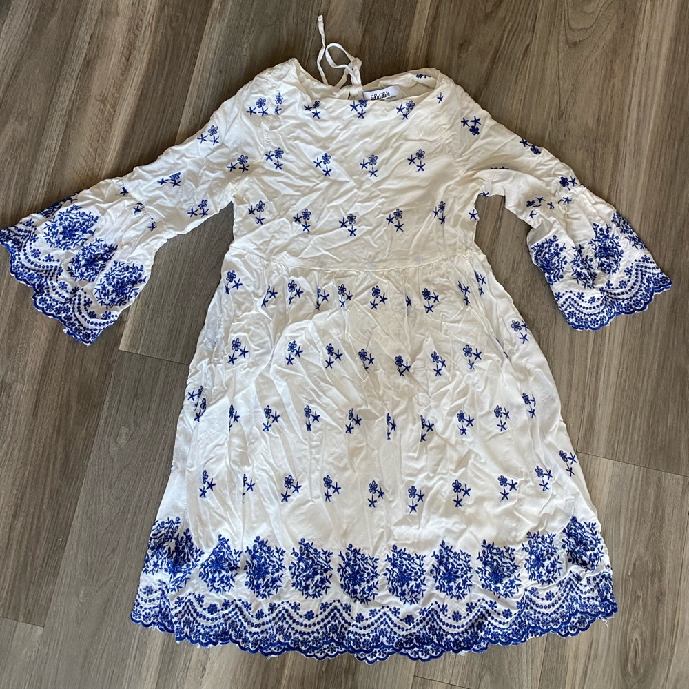 Lulu’s Santorini inspired dress